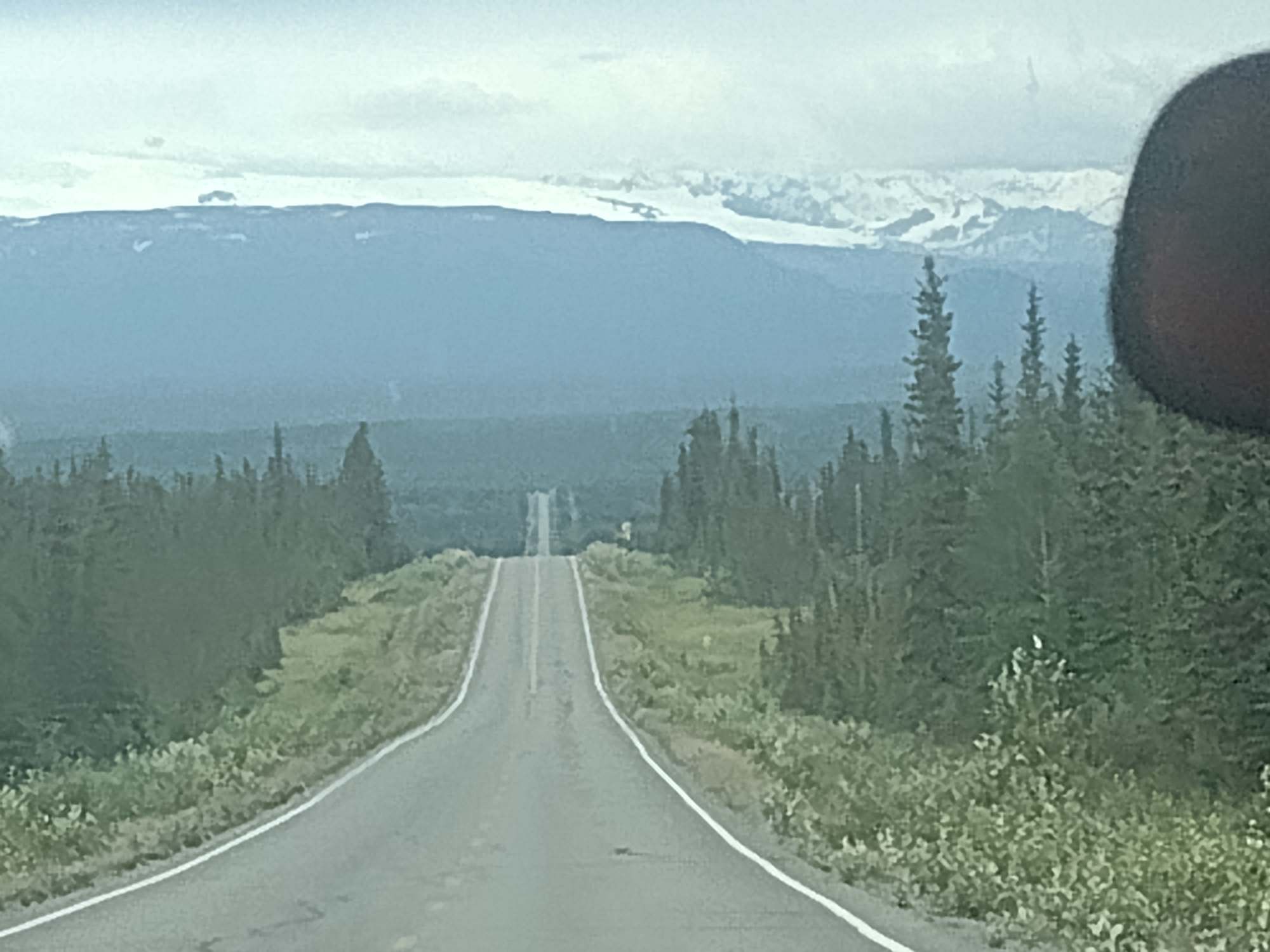 Straße nach Kenny Lake